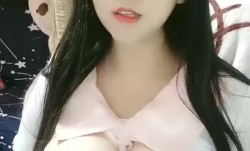 高gao颜值爆乳少.妇全程露脸诱惑狼.友，这对大.奶子你喜欢吗，自己揉捏