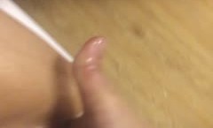 骚老婆潮喷弄我一手骚水