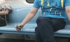 螳螂捕蝉黄雀在后