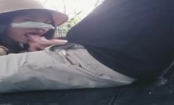 戶 外 主 播 勾 搭 路 人 河 邊 涼 亭 無 套 𝓜操cao 