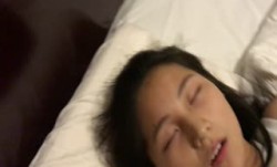 酒jiu店迷翻漂亮的女同事各种姿势玩弄