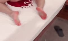 推特网红苏州昆山极品NTR夫妻最新上市！【泣妻器骑】私拍XXX𝓜𝕚𝕤𝕤𝔸𝕍外柔内骚长腿翘臀找单男3.P前后夹击极度反差(4)
