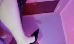 前方高能预警！一字马舞蹈学院颜值天花板百万粉丝顶流人造外围CDTS最新上市！【小乔】露脸私拍有钱人的性宠物(1)