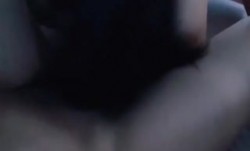 好兄弟分享他的老婆，前后都满足了